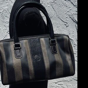 FENDI Vintage Pequin Boston bag has been AUTHENTICATED!
